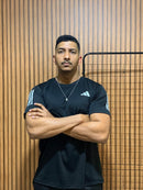 Camiseta Dry-Fit. Adidas